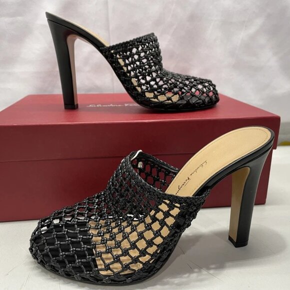NEW SALVATORE FERRAGAMO  Ellas X5 Woven Leather Mules – Women’s Size 9C – Black - Picture 9 of 11